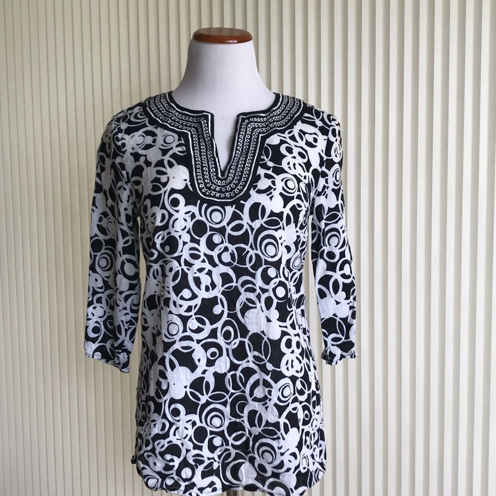 Carole little black white 3/4 sleeve tunic top